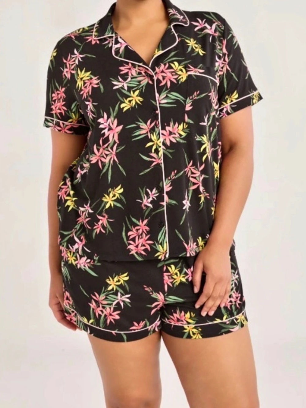 Joyspun pajama Women’s Multicolor 2 piece short set